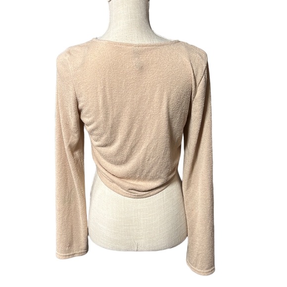 H&M Divided Long Sleeve Blouse Crop Top Shirt Tan Cream Womens Size S - Picture 4 of 6